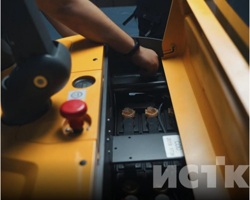 Электроштабелер Xilin CDDK20